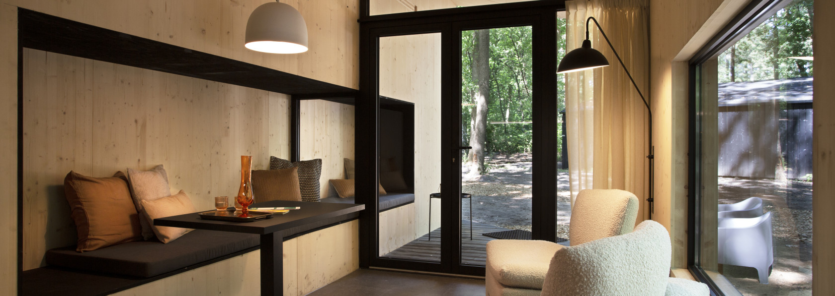  <p>Zonheuvel  <strong>Lodge</strong></p>
