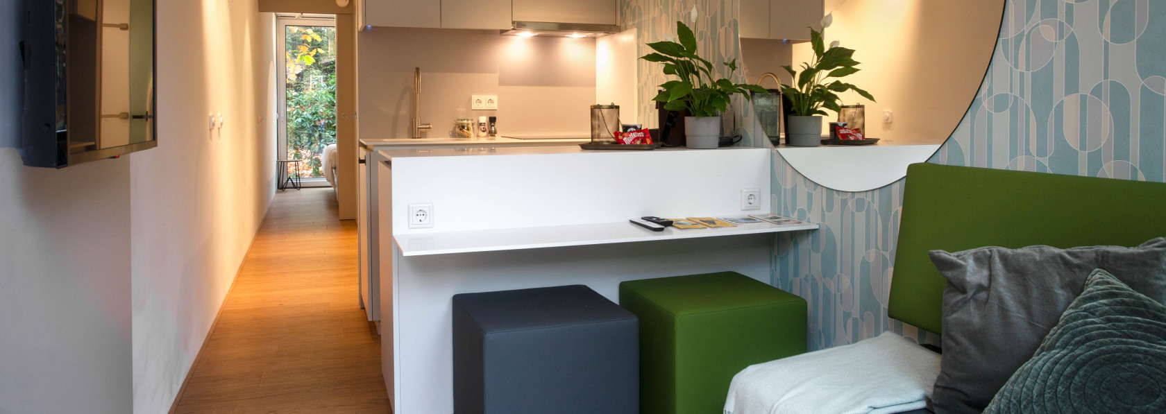  <p>Van Lansberge  <strong>Container suite</strong></p>
